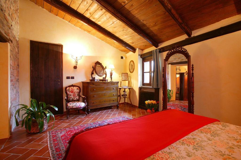 Апарт отель La Maragliana Castel Rocchero Номер фото
