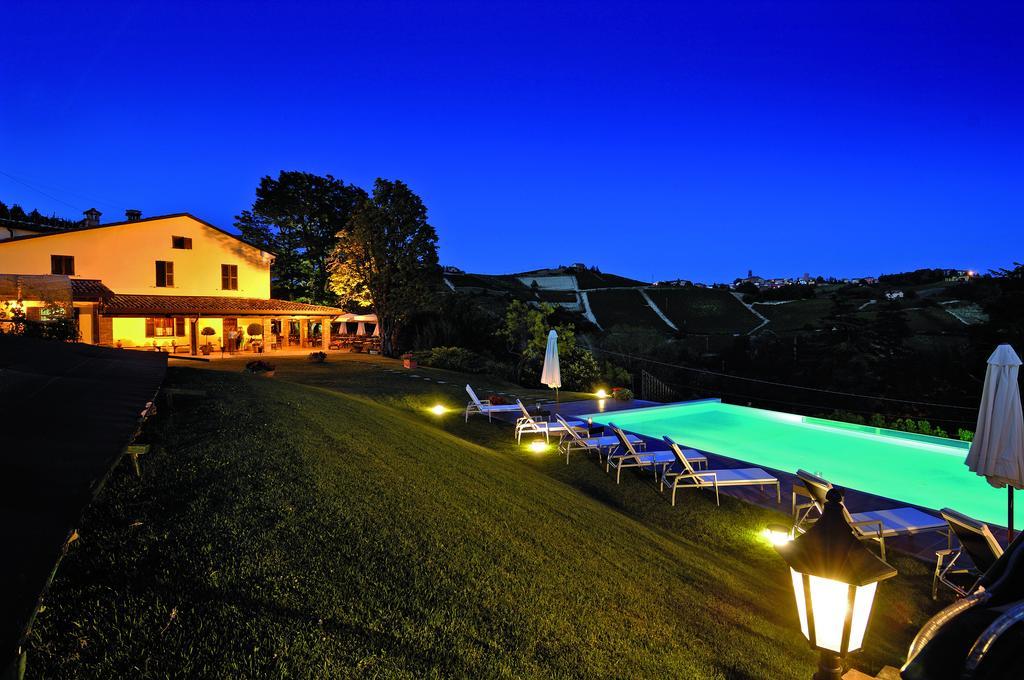 Апарт отель La Maragliana Castel Rocchero Экстерьер фото